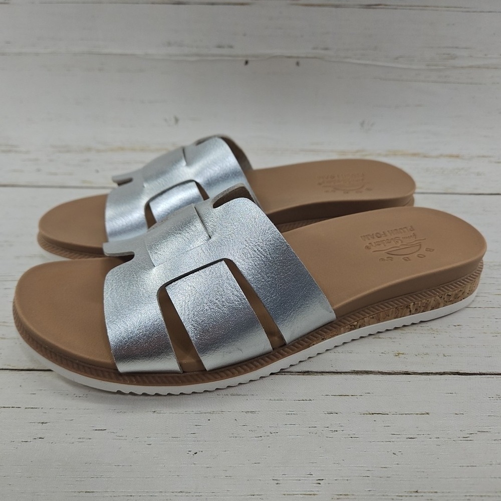 Skechers Bobs Desert Kiss Peak Look Womens 10 Silver Vegan Leather Slide Sandals